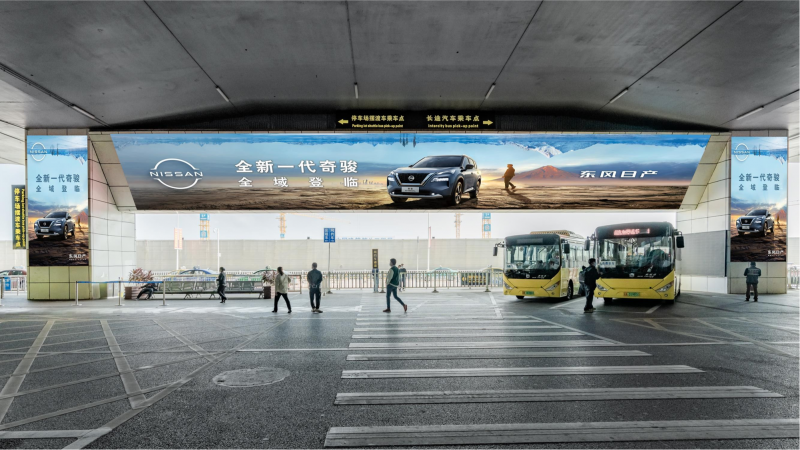 南宁吴圩国际机场停车场LED大屏广告