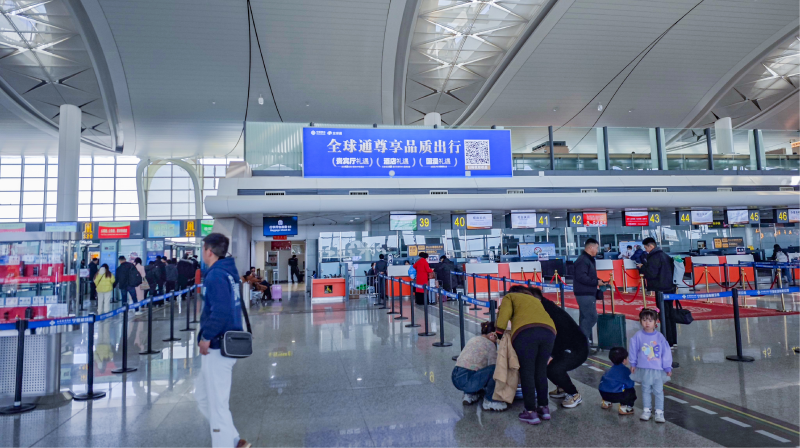 T3航站楼值机厅灯箱广告